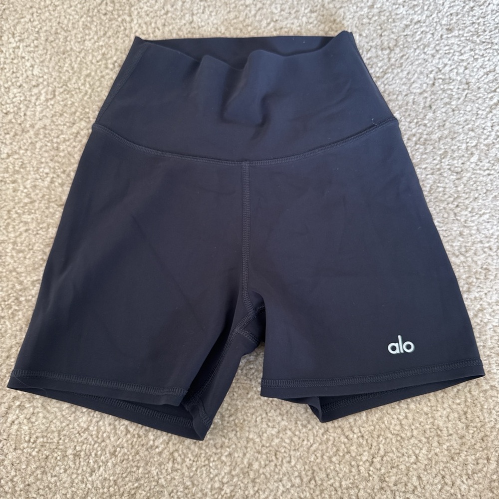 ALO Yoga Black Women's Shorts